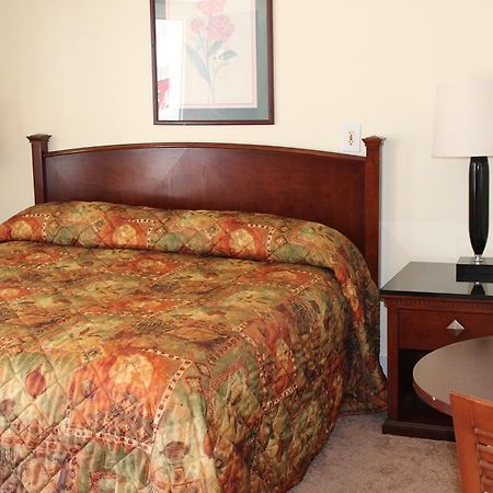 Royale Coach Motor Lodge Hampton Bagian luar foto