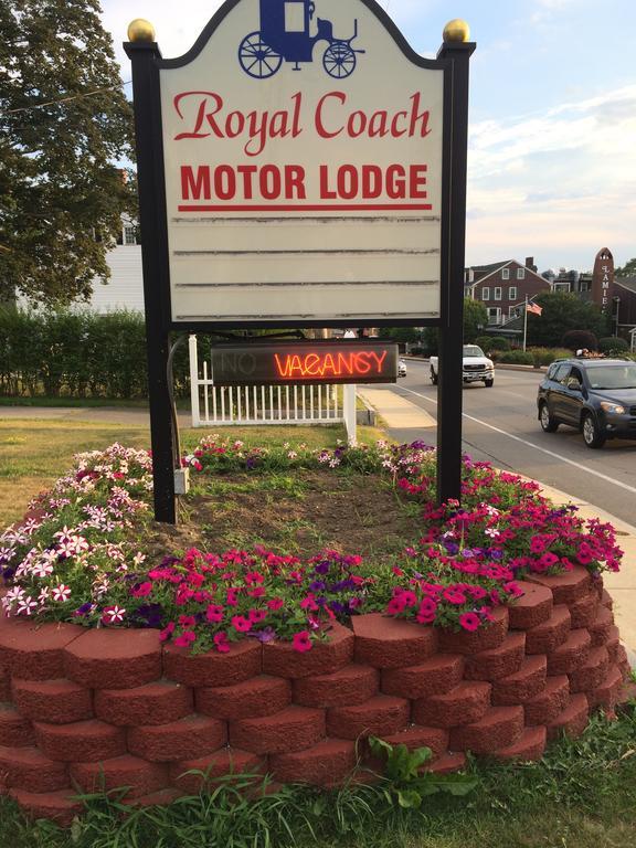 Royale Coach Motor Lodge Hampton Bagian luar foto